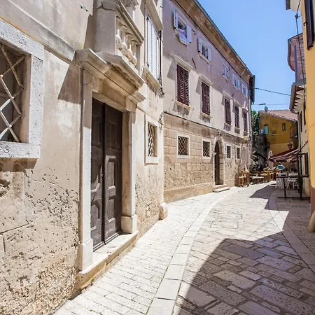 Old Town Апартаменты Пореч